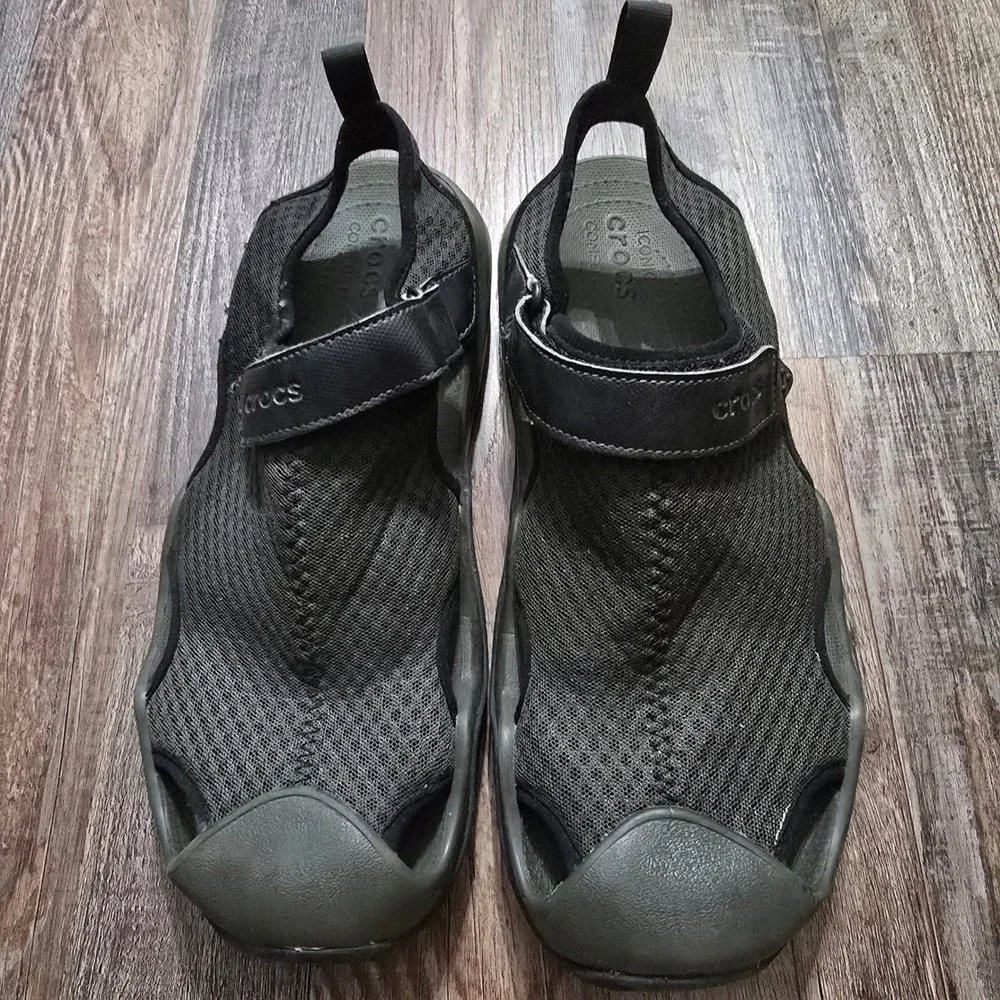 Crocs Swiftwater Mesh Deck Sandals Mens 12  Black Hiking Water Shoes